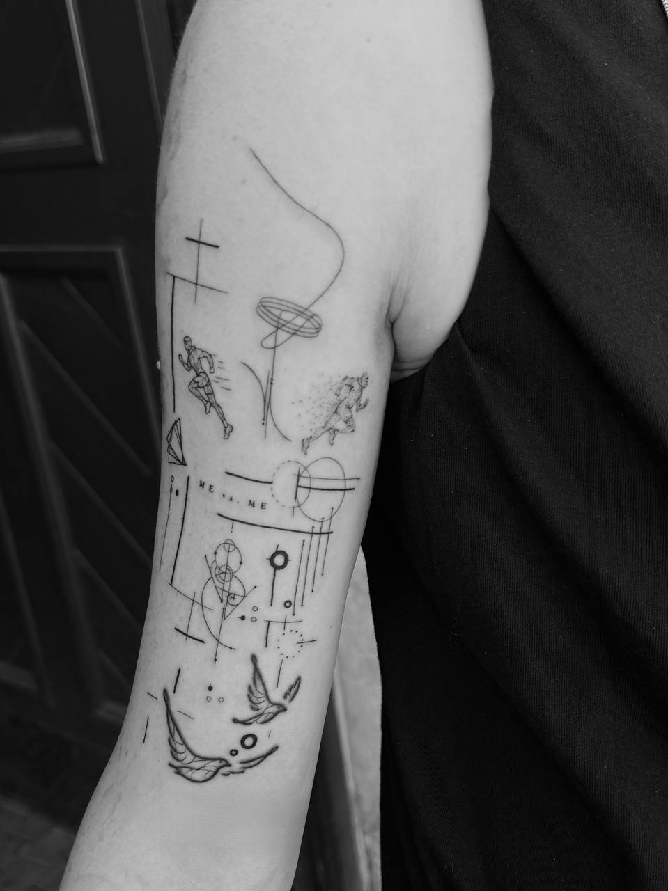 Fine line kompozice na paži / Fine line composition on the arm