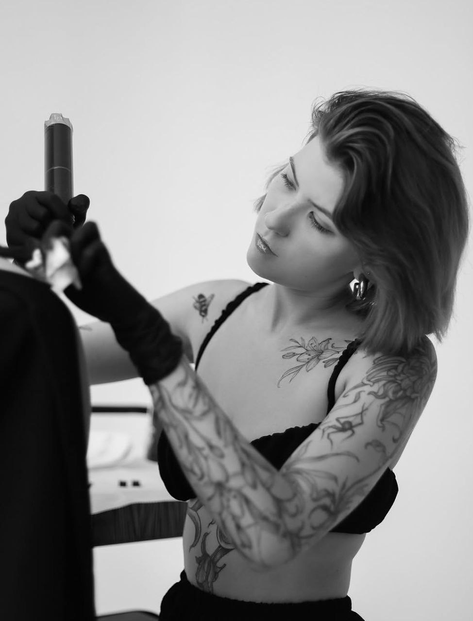 STIN tattoo artist at work